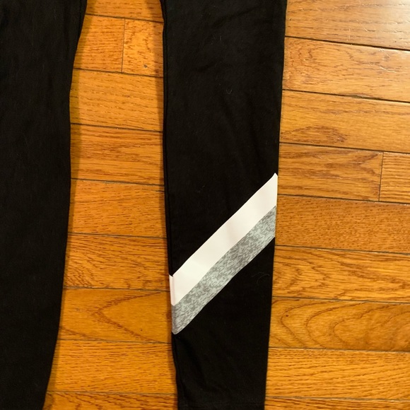 Perfect yoga leggings - Picture 5 of 7